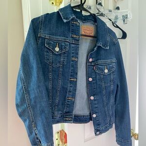 Levi’s Jean Jacket Women Medium